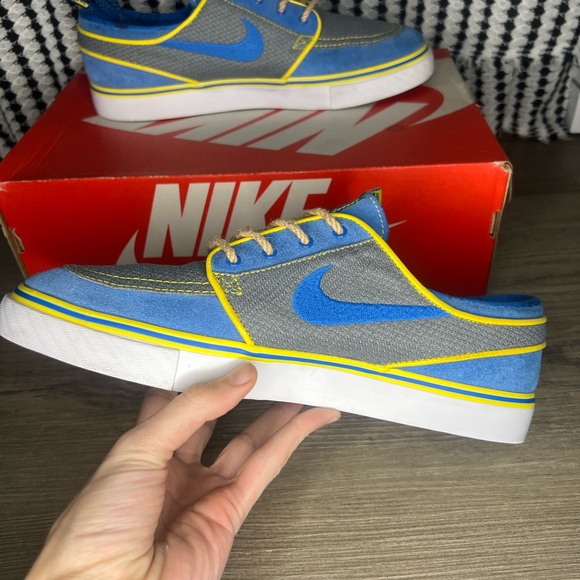 Nike SB Zoom Stefan Janoski ‘Doernbecher’ - Picture 4 of 9